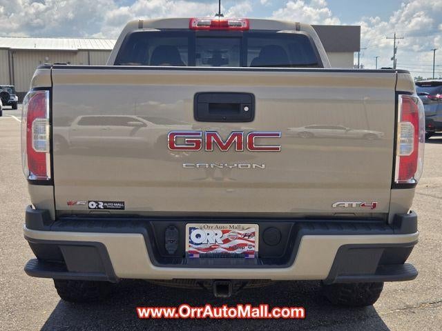 2021 GMC Canyon Crew Cab Short Box 4-Wheel Drive AT4 w/Cloth