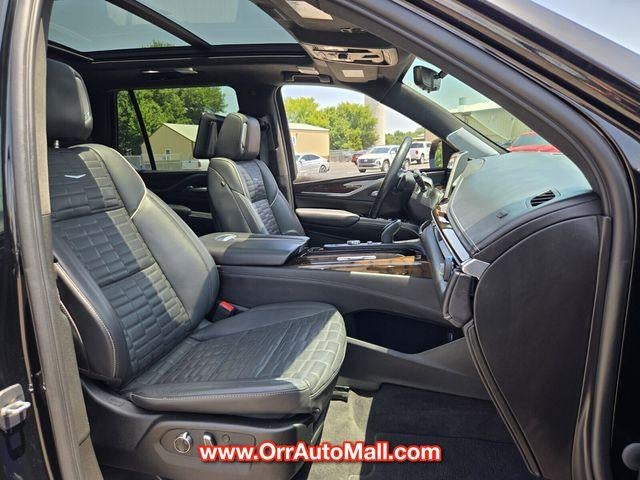 2023 Cadillac Escalade 4WD Sport Platinum