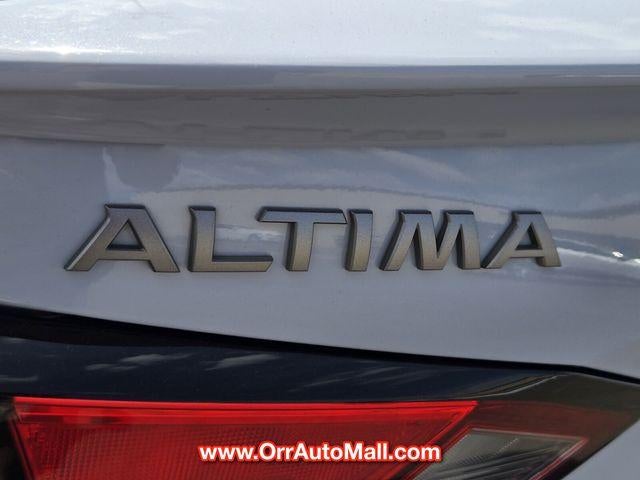 2023 Nissan Altima 2.0 SR Sedan