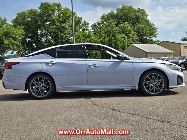 2023 Nissan Altima 2.0 SR Sedan