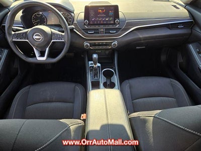 2024 Nissan Altima 2.5 SV Sedan