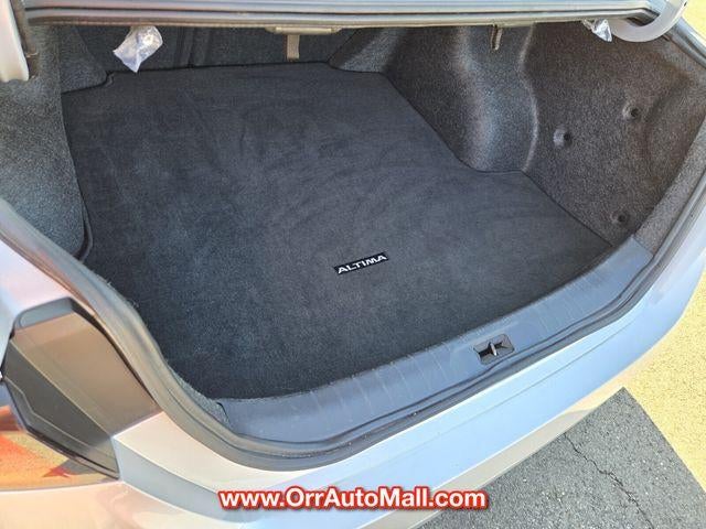 2024 Nissan Altima 2.5 SV Sedan