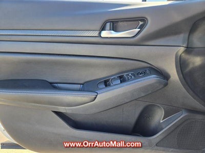 2024 Nissan Altima 2.5 SV Sedan