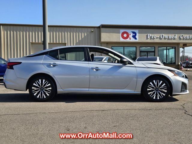 2024 Nissan Altima 2.5 SV Sedan