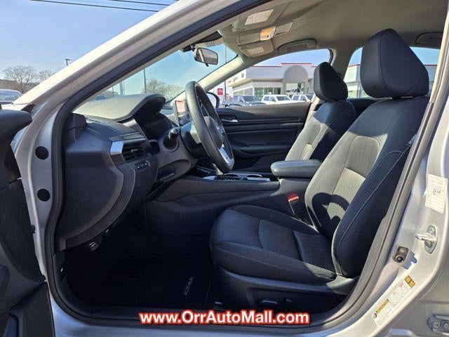 2024 Nissan Altima 2.5 SV Sedan