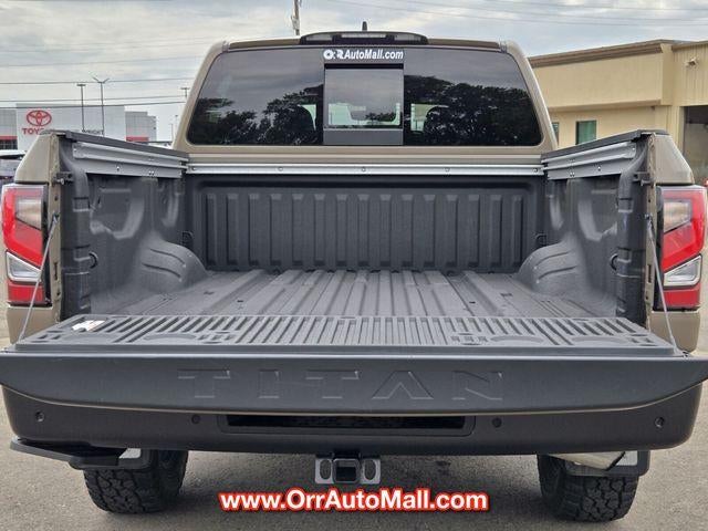 2023 Nissan Titan 4x4 Crew Cab PRO-4X