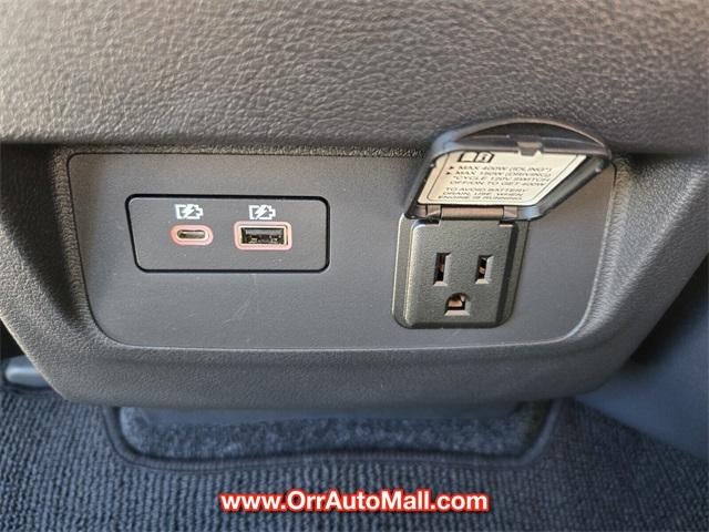 2024 Nissan Frontier Crew Cab 4x2 SL