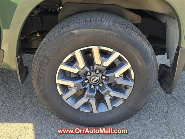 2024 Nissan Frontier Crew Cab 4x2 SL