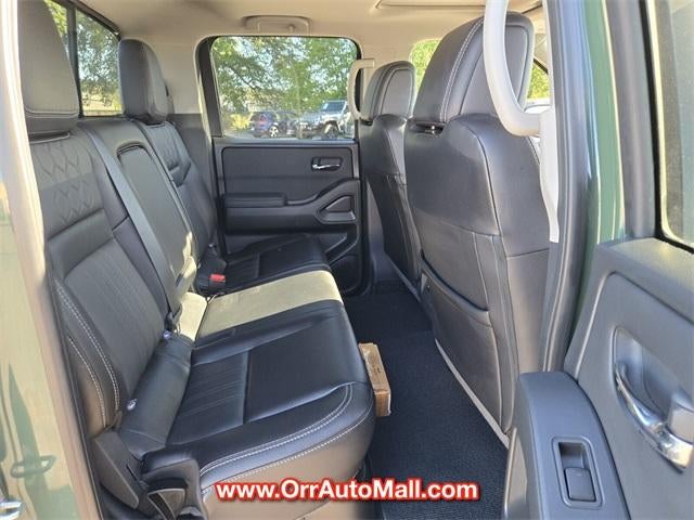 2024 Nissan Frontier Crew Cab 4x2 SL