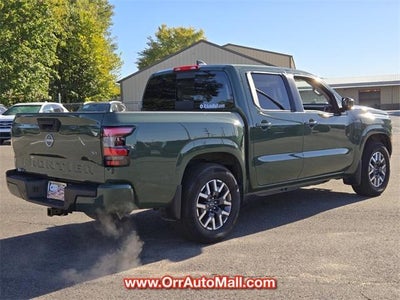 2024 Nissan Frontier Crew Cab 4x2 SL