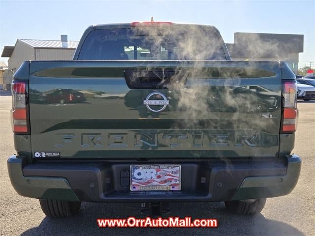2024 Nissan Frontier Crew Cab 4x2 SL