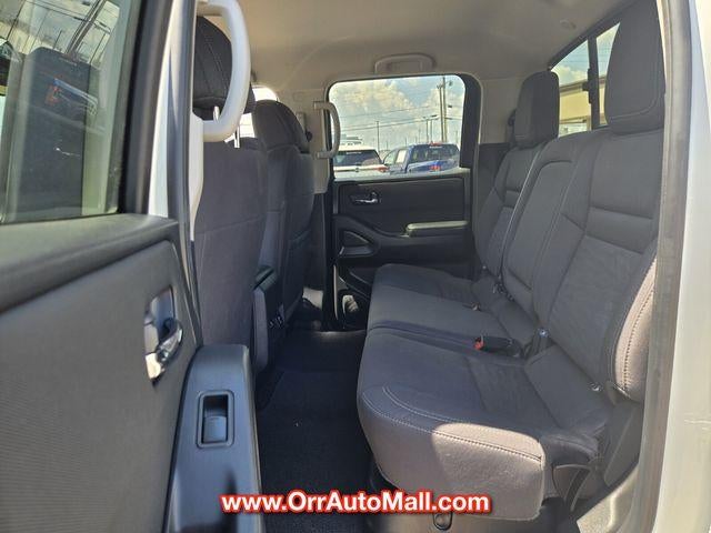 2024 Nissan Frontier Crew Cab 4x2 SV