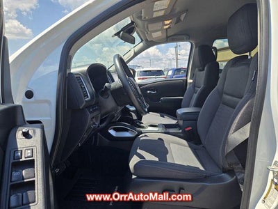 2024 Nissan Frontier Crew Cab 4x2 SV
