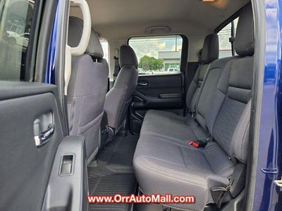 2022 Nissan Frontier Crew Cab 4x2 SV Auto