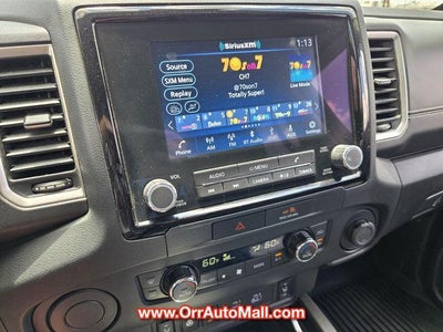 2022 Nissan Frontier Crew Cab 4x2 SV Auto