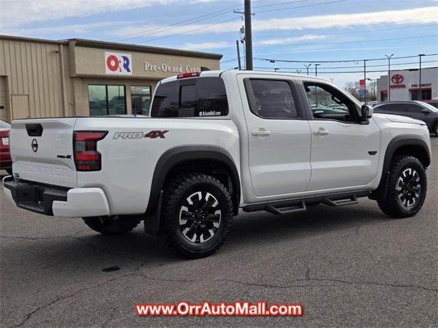 2024 Nissan Frontier Crew Cab 4x4 PRO-4X