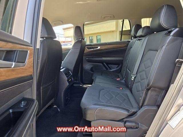 2025 Volkswagen Atlas 2.0T SE w/Technology 4MOTION