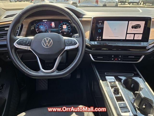 2025 Volkswagen Atlas 2.0T SE w/Technology 4MOTION