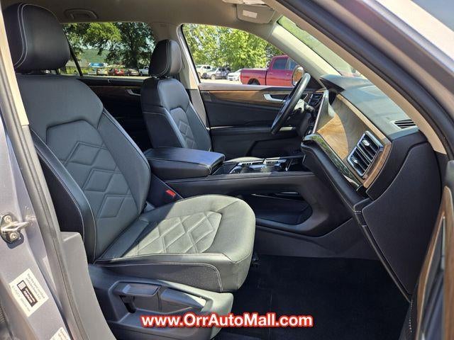 2025 Volkswagen Atlas 2.0T SE w/Technology 4MOTION