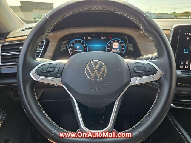 2025 Volkswagen Atlas 2.0T SE w/Technology 4MOTION