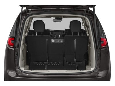 2022 Chrysler Pacifica Touring L FWD