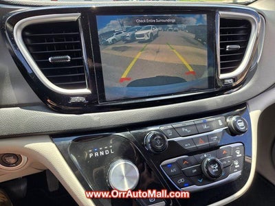 2024 Chrysler Pacifica Touring L FWD