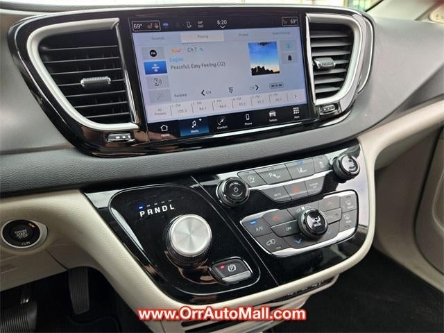 2024 Chrysler Pacifica Touring L FWD