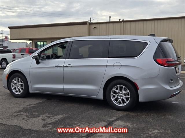 2024 Chrysler Pacifica Touring L FWD