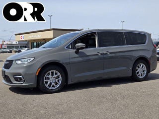 2023 Chrysler Pacifica Touring L FWD