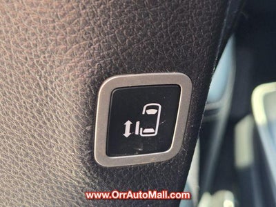 2025 Chrysler Pacifica Limited FWD