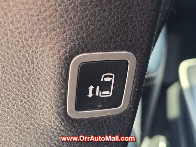 2025 Chrysler Pacifica Limited FWD