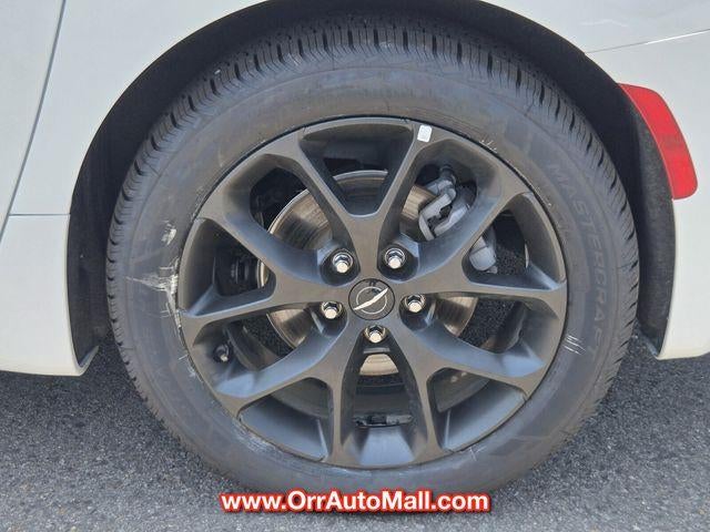 2025 Chrysler Pacifica Limited FWD