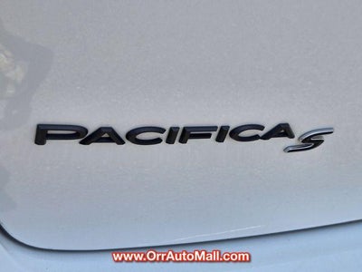 2025 Chrysler Pacifica Limited FWD