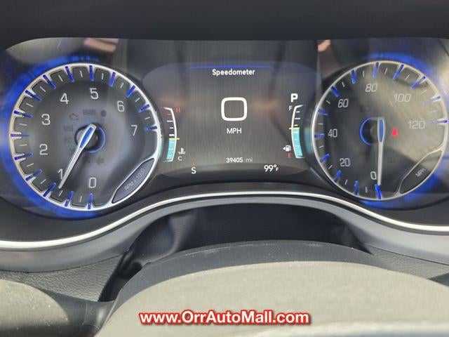 2025 Chrysler Pacifica Limited FWD
