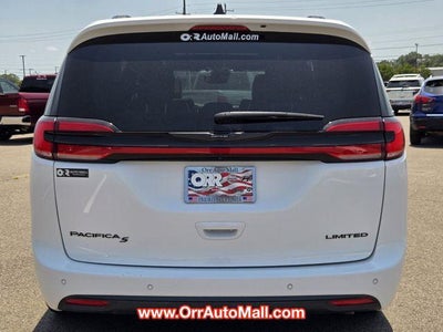 2025 Chrysler Pacifica Limited FWD
