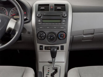 2012 Toyota Corolla 4dr Sdn Auto LE (Natl)