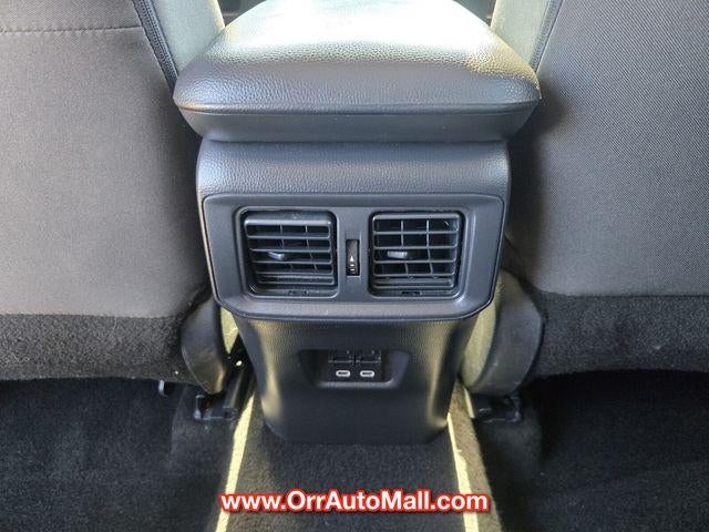 2025 Toyota RAV4 Hybrid XLE AWD (Natl)
