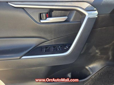 2025 Toyota RAV4 Hybrid XLE AWD (Natl)