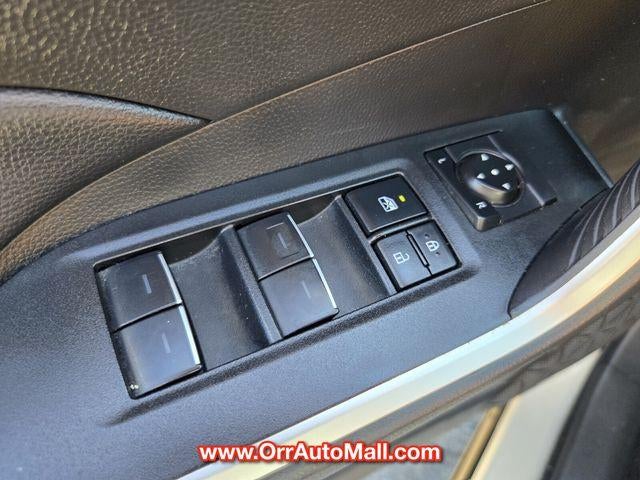 2025 Toyota RAV4 Hybrid XLE AWD (Natl)