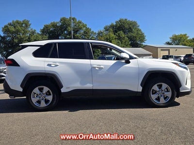2025 Toyota RAV4 Hybrid XLE AWD (Natl)