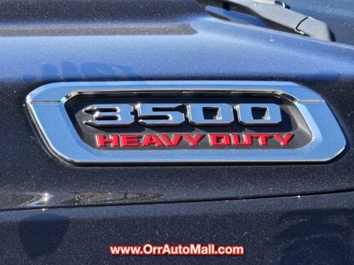 2023 RAM 3500 Tradesman 4x4 Crew Cab 8' Box