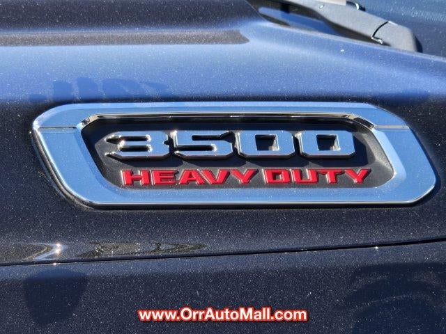 2023 RAM 3500 Tradesman 4x4 Crew Cab 8' Box