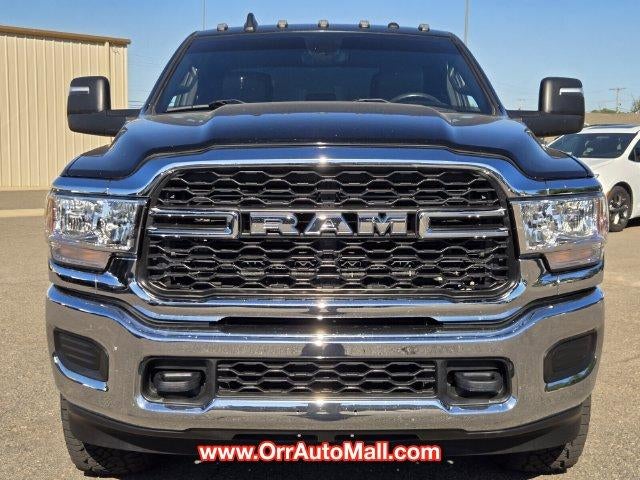 2023 RAM 3500 Tradesman 4x4 Crew Cab 8' Box