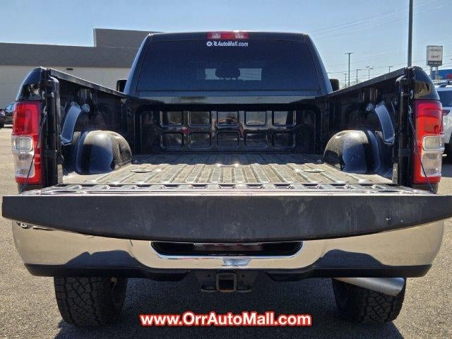 2023 RAM 3500 Tradesman 4x4 Crew Cab 8' Box