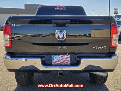 2023 RAM 3500 Tradesman 4x4 Crew Cab 8' Box