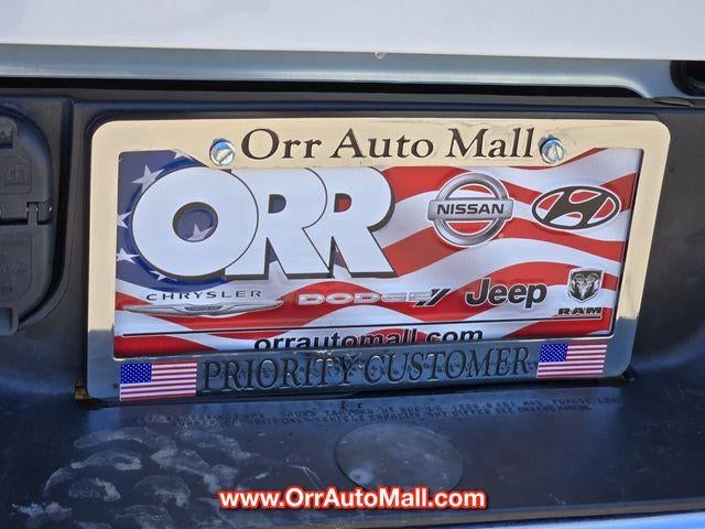 2023 RAM 1500 Classic SLT 4x4 Crew Cab 5'7" Box
