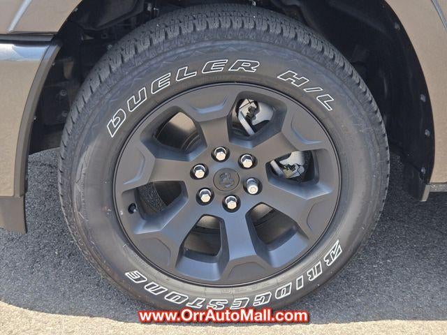 2026 RAM 1500 Big Horn 4x4 Crew Cab 5'7" Box