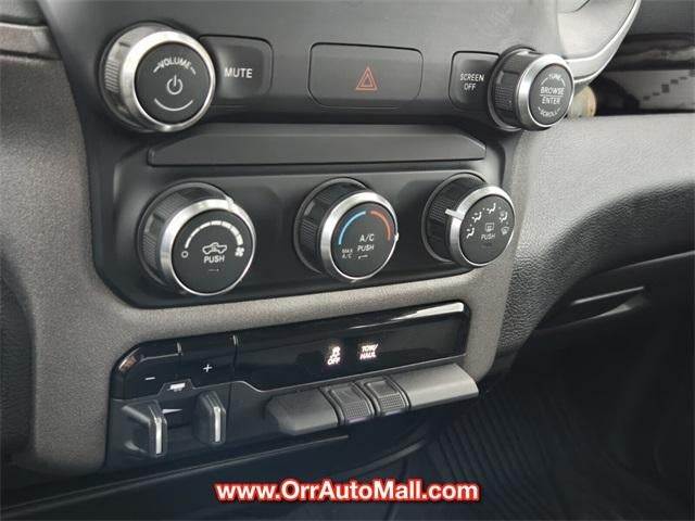 2020 RAM 2500 Tradesman 4x4 Crew Cab 6'4" Box