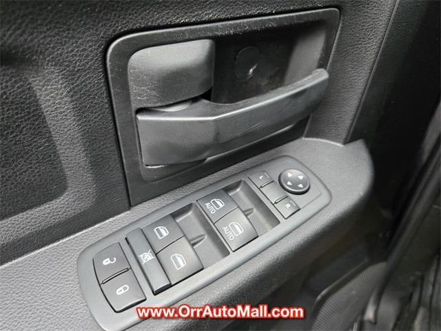 2020 RAM 2500 Tradesman 4x4 Crew Cab 6'4" Box