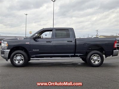 2020 RAM 2500 Tradesman 4x4 Crew Cab 6'4" Box
